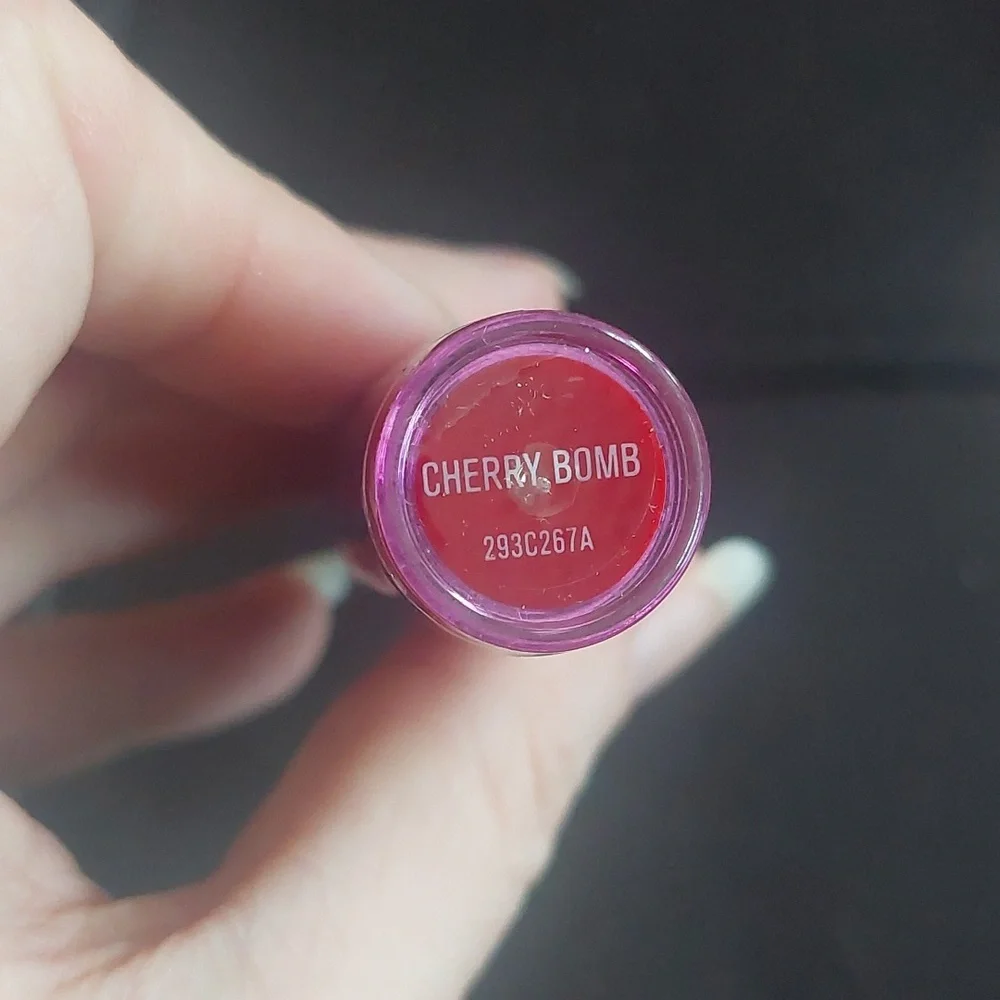 makeup revolution lip geek cherry‎ bomb lipstick